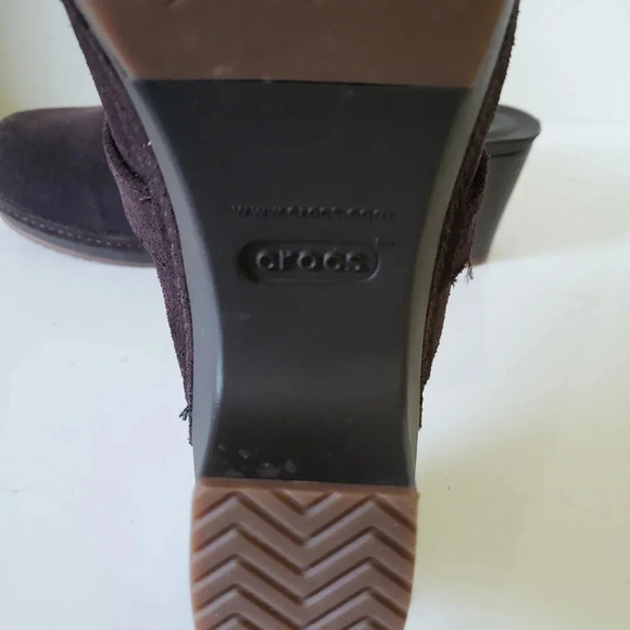 Crocs Sarah Womans Triple Comfort Brown Suede Leather  Mule Clogs,8W. - Picture 6 of 7